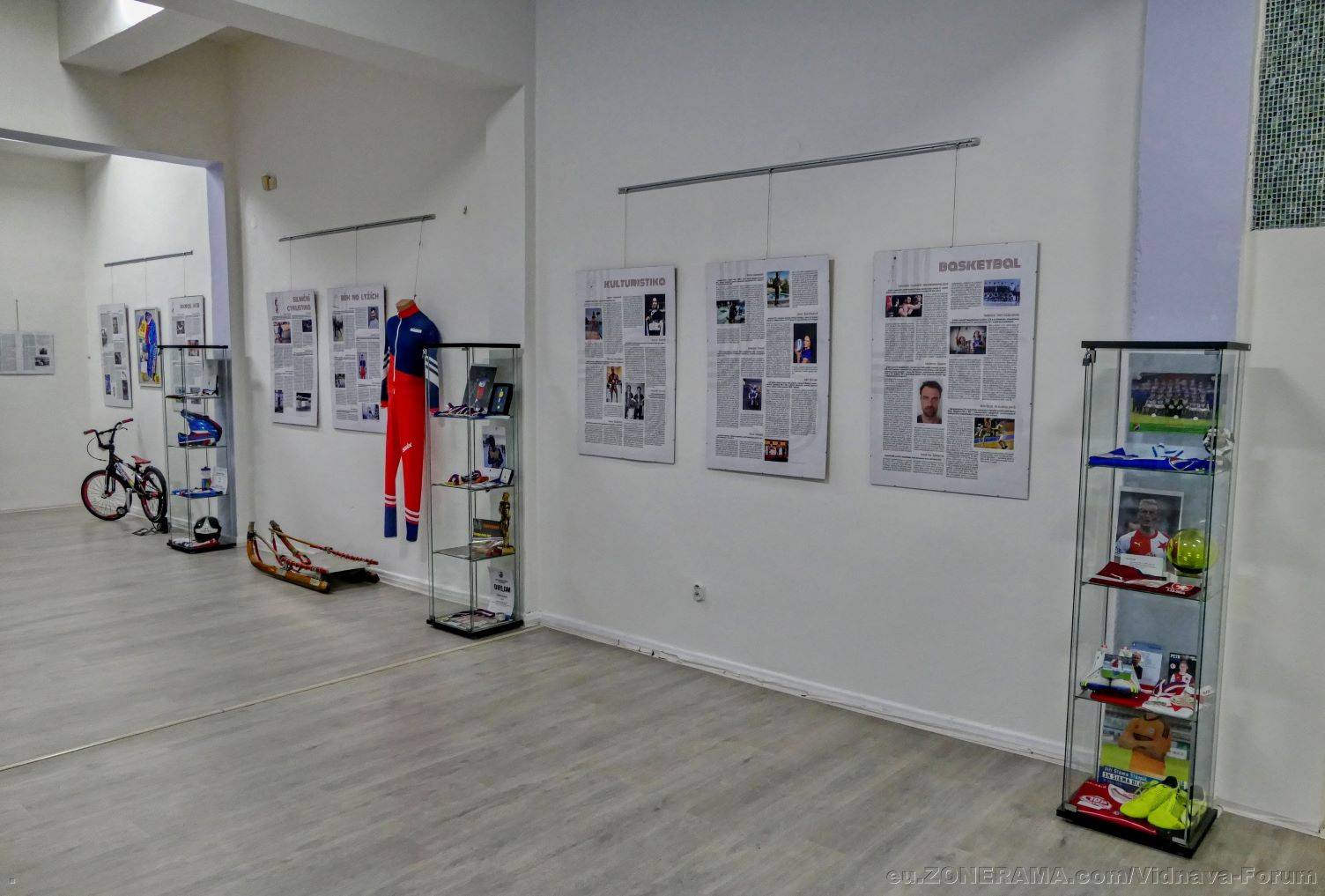 P1220332b.jpg
