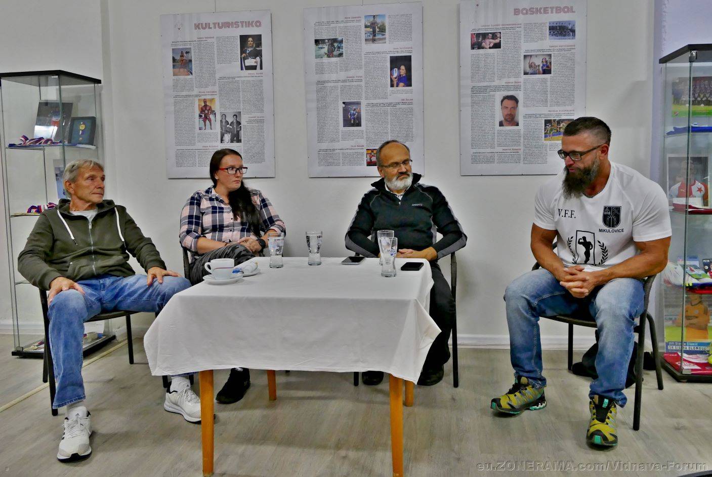 P1230811a2.jpg