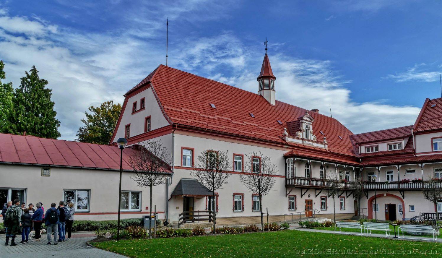 P1240422b.jpg