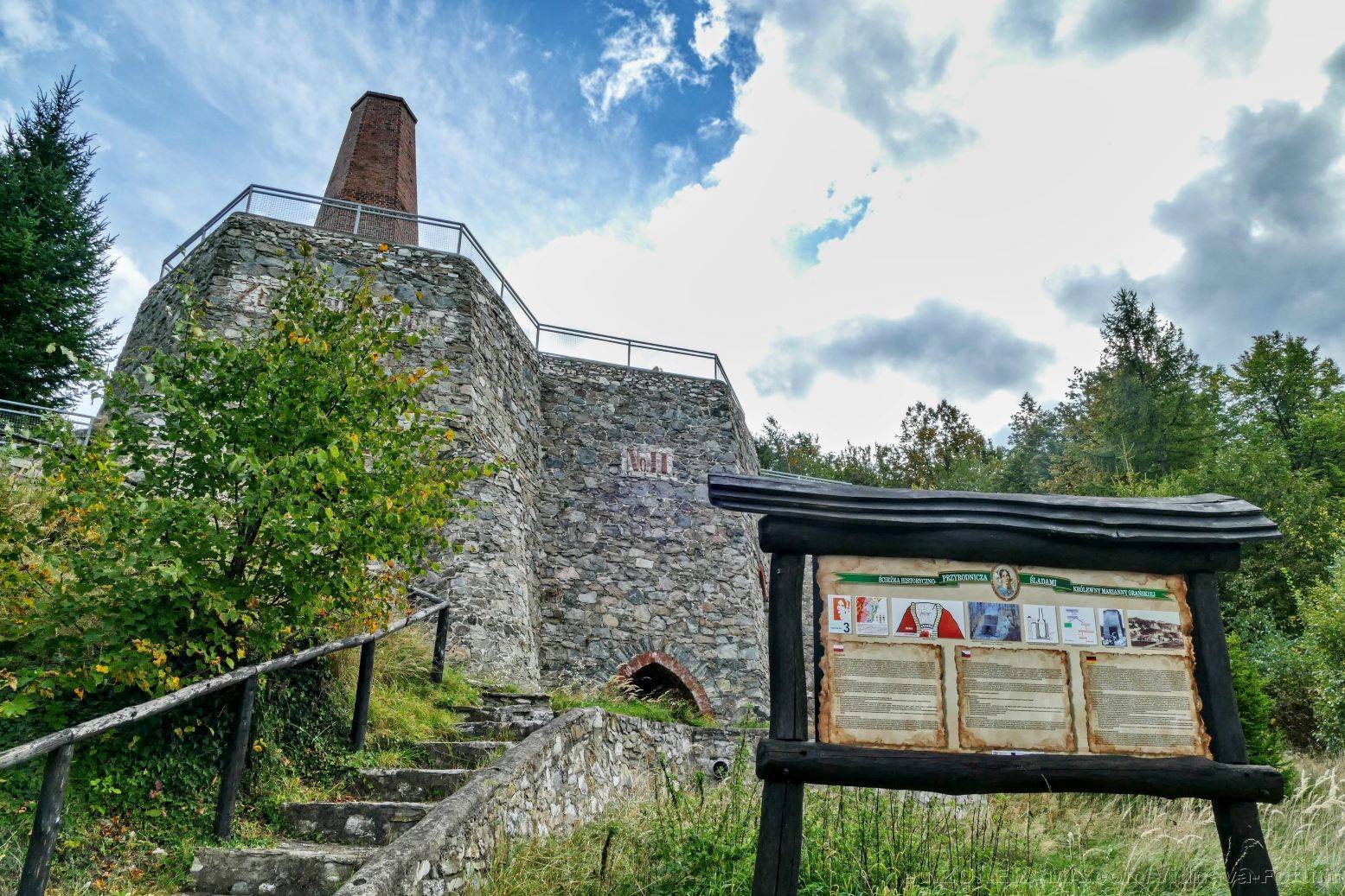 P1240525b.jpg