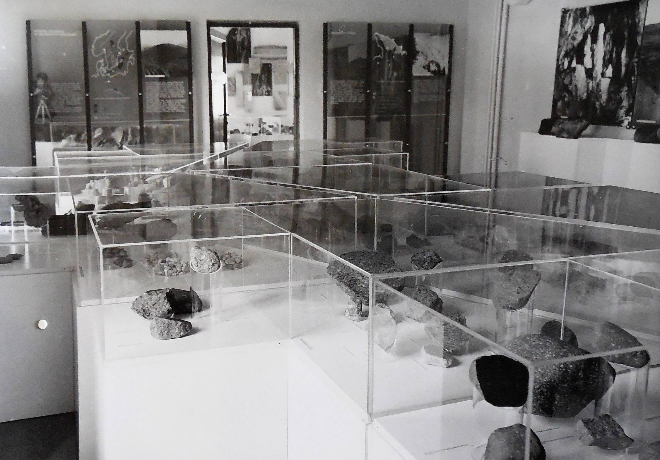 Expozice geologie a mineralogie, 80.-90. léta 20. století.