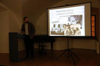 Přednáška připomněla sametovou revoluci v Jeseníku