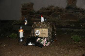 Pomník vrchnímu lesmistru Micklitzovi slavnostně odhalen