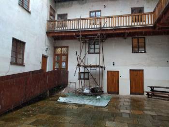 Byla zahájena rekonstrukce zázemí Vodní tvrze