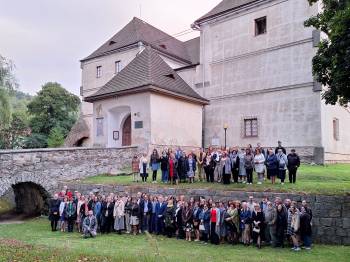 Společenský večer knihovnického semináře ve Vodní tvrzi