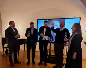 Kniha o dr. Adolfu Lorenzovi slavnostně představena veřejnosti