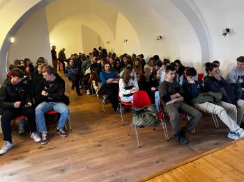 17. LISTOPAD SONS/GYMJES/VMJ