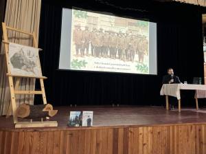 Přednáška o jesenických lesnících působících v dobách starého Rakouska přilákala na osm desítek zájemců