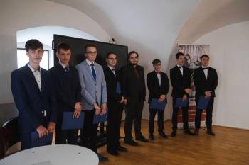 Maturanti ve Vodní tvrzi