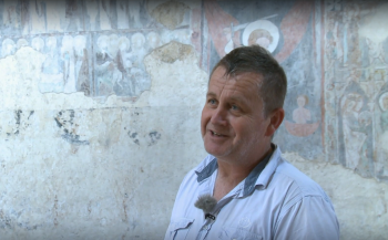 Kostel svatého Kříže v Toulavé kameře